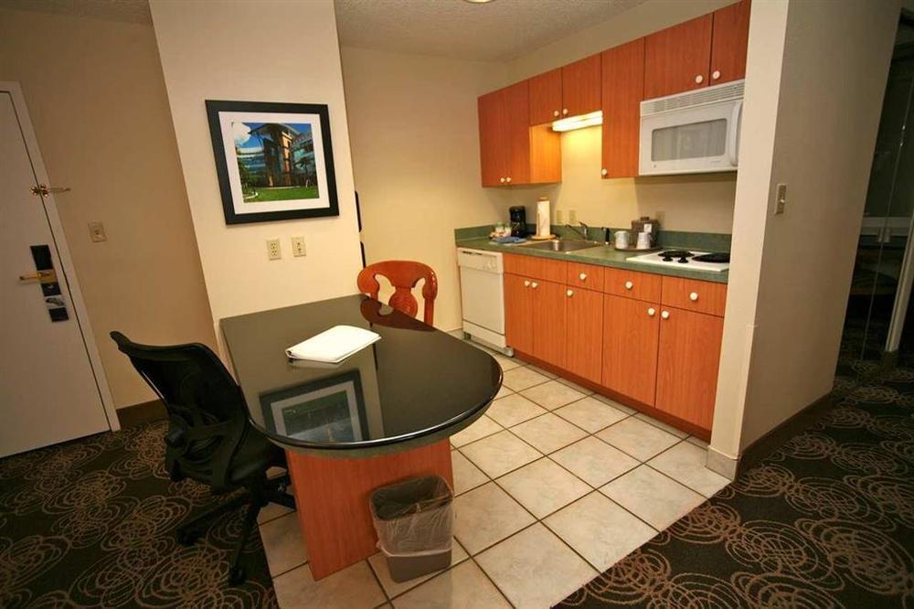 Hampton Inn & Suites Orlando-East Ucf Alafaya Restaurant foto