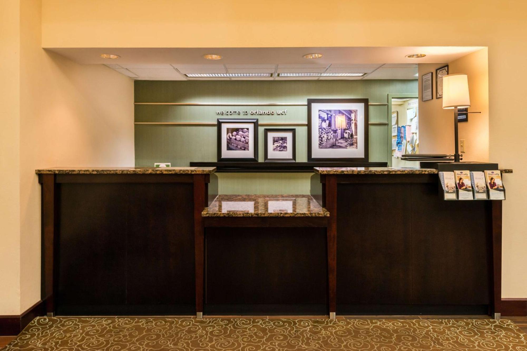 Hampton Inn & Suites Orlando-East Ucf Alafaya Buitenkant foto