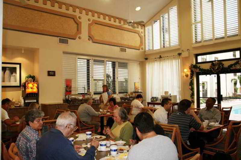Hampton Inn & Suites Orlando-East Ucf Alafaya Restaurant foto